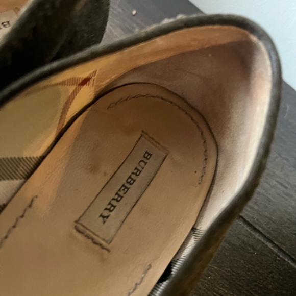 Burberry Olive Suede Ballet Flats Shoes Size 36.5 - Picture 14 of 16